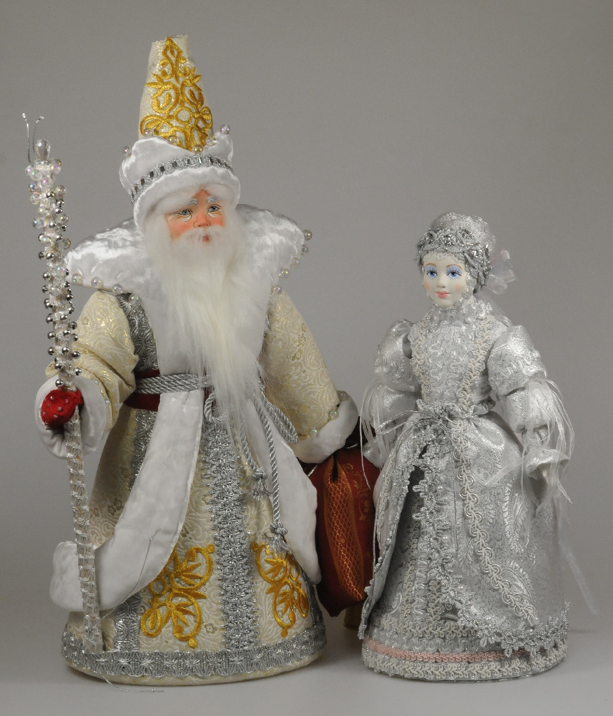 Набор подарочный из 2 игрушек "Дед Мороз и Снегурочка"