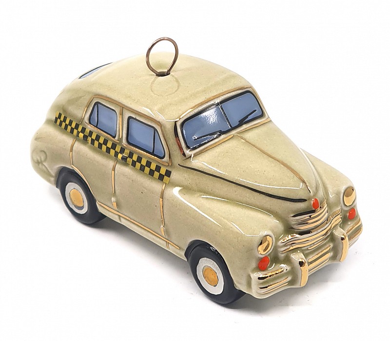 Елочная игрушка "Машина М-20 такси" светло-бежевая