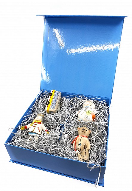 Коробка на 4 игрушки "С Новым годом"